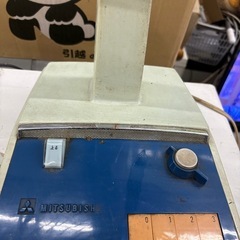 通電不可　ジャンク　MITSUBISHI 三菱レトロ　扇風機の画像