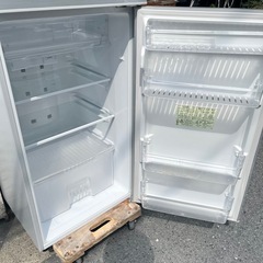 【取引先決定済み】18年製　冷蔵庫 SHARP 冷蔵庫 シャープ 冷蔵庫 2ドア冷蔵庫 225L 冷蔵庫 SJ-D23C-S SJ-D23C 2018年製冷蔵庫 一人暮らし冷蔵庫 ファミリー冷蔵庫 シルバー冷蔵庫 中古冷蔵庫の画像