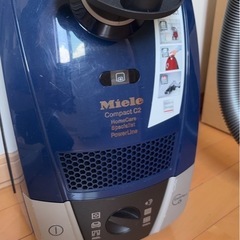 Miele Compact C2 PowerLine マイクロセット、ゴミパックの画像