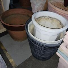 0838【0円】大きい植木鉢 複数入荷の画像