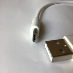 micro TYPE-B ↔︎ USB TYPE-A 約26cm ホワイトの画像