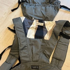 抱っこ紐　西松屋　サンクマニエルプレールの画像