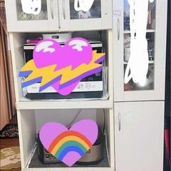 キッチンキャビネット 装飾品の画像