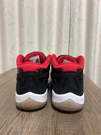 AIR JORDAN 11 RETRO LOW 