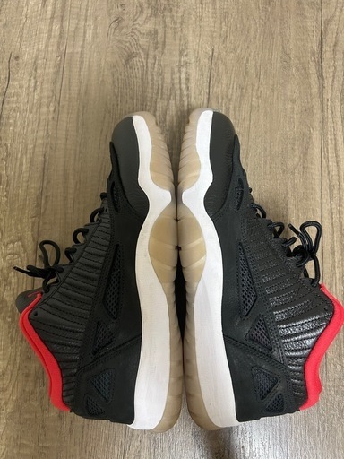 AIR JORDAN 11 RETRO LOW 