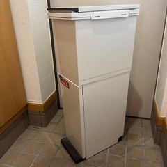 ゴミ箱の画像