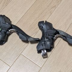 【中古・ジャンク】ST-7900 右レバーのみ2個 中古ブラケット付 通常使用は出来ません 部品取り用の画像