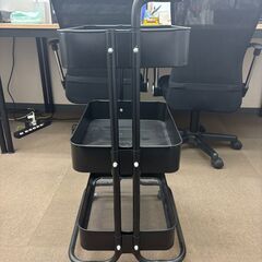 キャスター付き 3段ワゴン 黒 ブラック スチール製 幅40cm 奥行30cm 高さ81cm 収納ラック キッチン オフィス サイドワゴンの画像