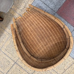 レトロ　二つ　片口ざる　片口かご 　竹かご　どじょうすくいかごの画像