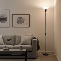【美品】 IKEA TÅGARP フロアアップライト ブラックの画像