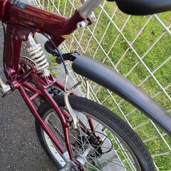J1363【リユースのサカイ柏店】折りたたみ自転車　JAGUAR　ジャガー　Bully boy　６段変速　レッド　★店頭にて試乗可★ 簡易クリーニング済　　 中古自転車 　流山市  松戸市 我孫子市 鎌ヶ谷市 船橋市 守谷市 取手市　参考価格29,800円の画像