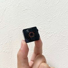 超小型 防犯カメラ 100円玉サイズ 監視カメラ 家庭用 屋内 見守りカメラ 小型カメラの画像