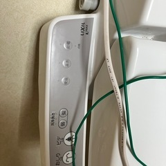 温水洗浄便座の画像