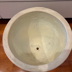 観葉植物用の鉢の画像