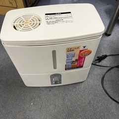 文房具色々、加湿器セット　あげます　無料の画像