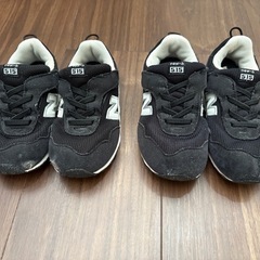 ニューバランス 子供靴 2足セットの画像
