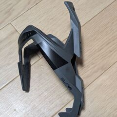 【中古・ジャンク】ELITE ボトルケージ2個 ベタつきが強烈ですの画像