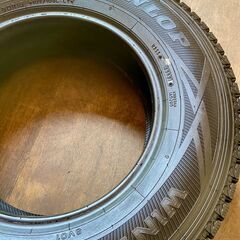 【スタッドレス】DUNLOP WINTERMAXX SV01 195/80R15 LT M+S 中古タイヤ4本セットの画像