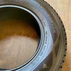 【スタッドレス】DUNLOP WINTERMAXX SV01 195/80R15 LT M+S 中古タイヤ4本セットの画像