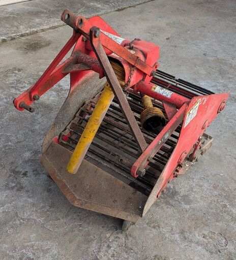 鹿児島発　ニプロ松山  トラクター用 掘取機 D-65AH　三点リンク