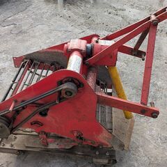 鹿児島発　ニプロ松山  トラクター用 掘取機 D-65AH　三点リンクの画像