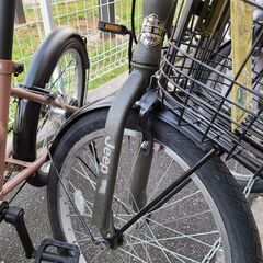 J1365【リユースのサカイ柏店】折りたたみ自転車　Jeep　６段変速　グレー　★店頭にて試乗可★ 簡易クリーニング済　　 中古自転車 　流山市  松戸市 我孫子市 鎌ヶ谷市 船橋市 守谷市 取手市の画像