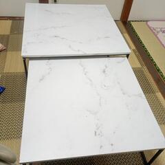 伸縮テーブルの画像