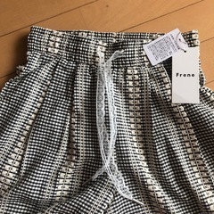 Frene フレーネ　パンツ   新品未使用の画像