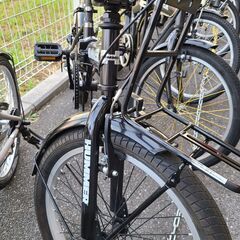 J1367【リユースのサカイ柏店】折りたたみ自転車　HUMMER　LIKE NOTHING ELSE　６段変速　ブラック　★店頭にて試乗可★ 簡易クリーニング済　　 中古自転車 　流山市  松戸市 我孫子市 鎌ヶ谷市 船橋市 守谷市 取手市　の画像