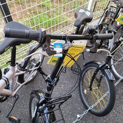 J1367【リユースのサカイ柏店】折りたたみ自転車　HUMMER　LIKE NOTHING ELSE　６段変速　ブラック　★店頭にて試乗可★ 簡易クリーニング済　　 中古自転車 　流山市  松戸市 我孫子市 鎌ヶ谷市 船橋市 守谷市 取手市　の画像