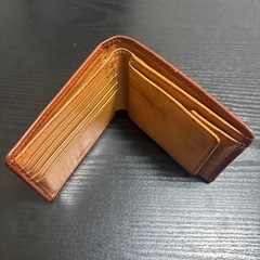 メンズ 2つ折り財布の画像