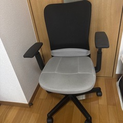 オフィスチェアの画像