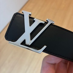 ルイヴィトン ベルト リバーシブル【ほぼ新品未使用】の画像