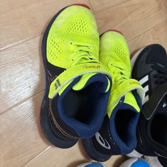 男の子  スニーカー まとめ売り asics adidas NIKEの画像