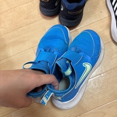 男の子  スニーカー まとめ売り asics adidas NIKEの画像