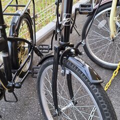 J1369【リユースのサカイ柏店】折りたたみ自転車　ブラック　★店頭にて試乗可★ 簡易クリーニング済　　 中古自転車 　流山市  松戸市 我孫子市 鎌ヶ谷市 船橋市 守谷市 取手市の画像