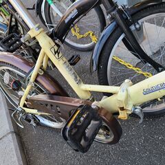 J1370【リユースのサカイ柏店】折りたたみ自転車　SOUTHERNPORT　6段変速　ダイナモライト　クリーム　★店頭にて試乗可★ 簡易クリーニング済　　 中古自転車 　流山市  松戸市 我孫子市 鎌ヶ谷市 船橋市 守谷市 取手市の画像