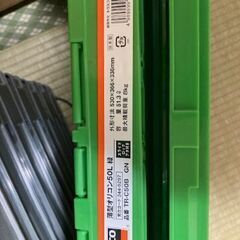 トラスコ中山　薄型折りたたみコンテナ　50L TRC50B　TR-O50B-GNの画像