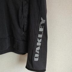 オークリー　ジップパーカーの画像