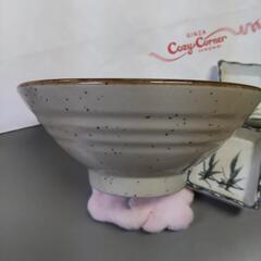 うどん器　小皿２枚　食器　皿　どんぶりの画像