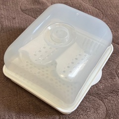 哺乳瓶レンジ消毒器の画像