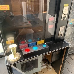 パチンコ液晶3台の筐体の画像