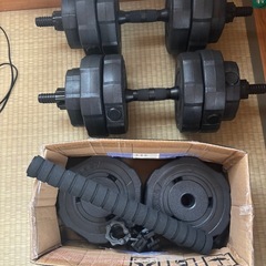 筋トレ　ダンベルとベンチの画像