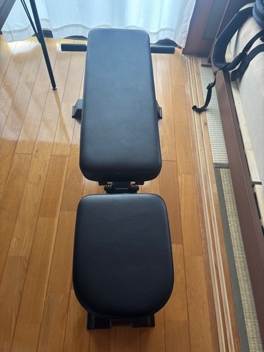 筋トレ　ダンベルとベンチ