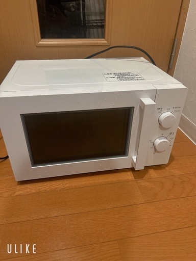 冷蔵庫、電気ポット、電子レンジ、炊飯器