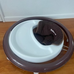 ベビー歩行器　　ブラウン✖️ホワイト 　　の画像