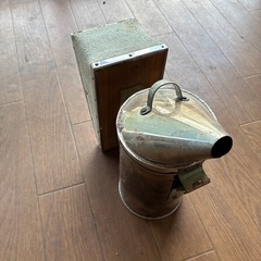養蜂器具燻煙器の画像