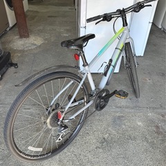 札幌市内配送可 TREK トレック FX2 Disc クロスバイク 自転車 サイズS 2020年モデルの画像