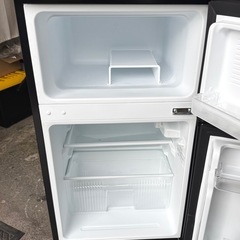 札幌市内配送可 【6ヵ月保証付き】 美品 23年製 comfee' コンフィー 90L 2ドア小型冷蔵庫 RCT90BL/E 右開きの画像