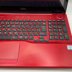 富士通/赤/i7/SSD500GB/Office/在宅/初心者/15.6型/美品の画像